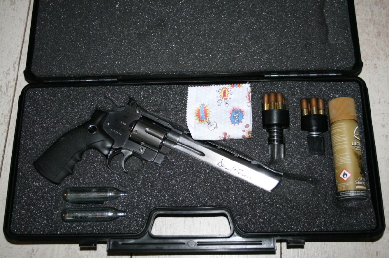 Mes armes 152699647831643016