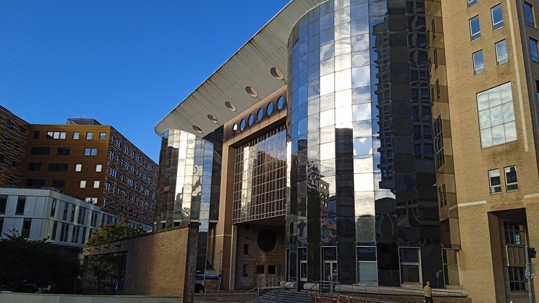 http://www.image-heberg.fr/files/1727697423424335213.jpg