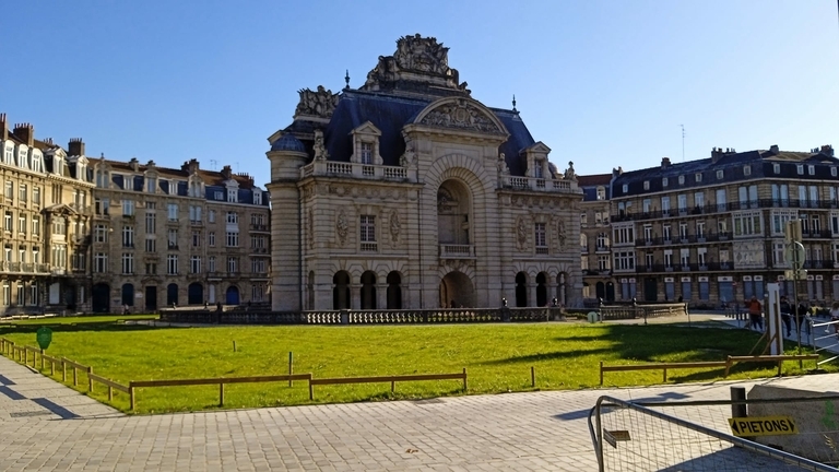 http://www.image-heberg.fr/files/17283174881056751655.jpg