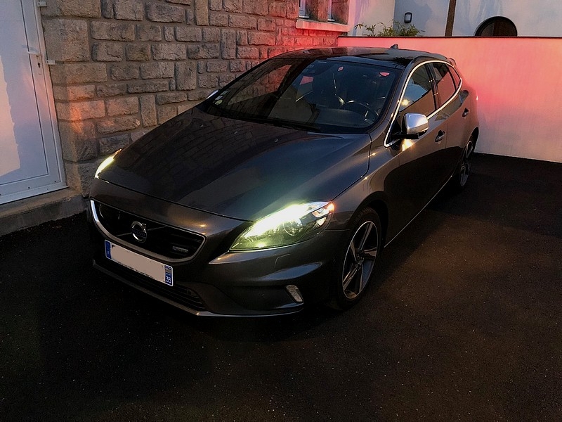 [VOLVO] V40 D3 Xénium Geartronic Pack R-Design de Julien_C29 ( Reprog )
